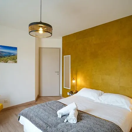 Le Saint-Jore - Appartement 2 chambres balcon&parking à 3 minutes du Lac Esterno foto