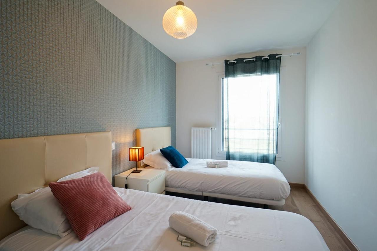 Le Saint-jore - 2 Bedroom Balcony & Parking Apartment